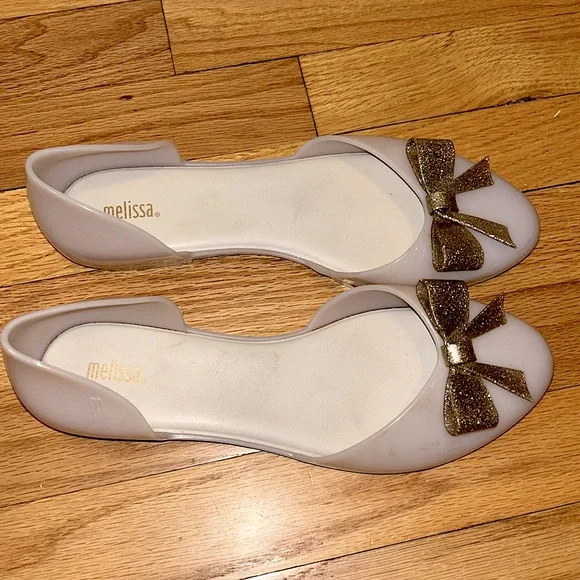 ✨ MELISSA ✨ Cream And Gold Glitter Bow Jelly D’Orsay Flats Size US 9 - Picture 4 of 11